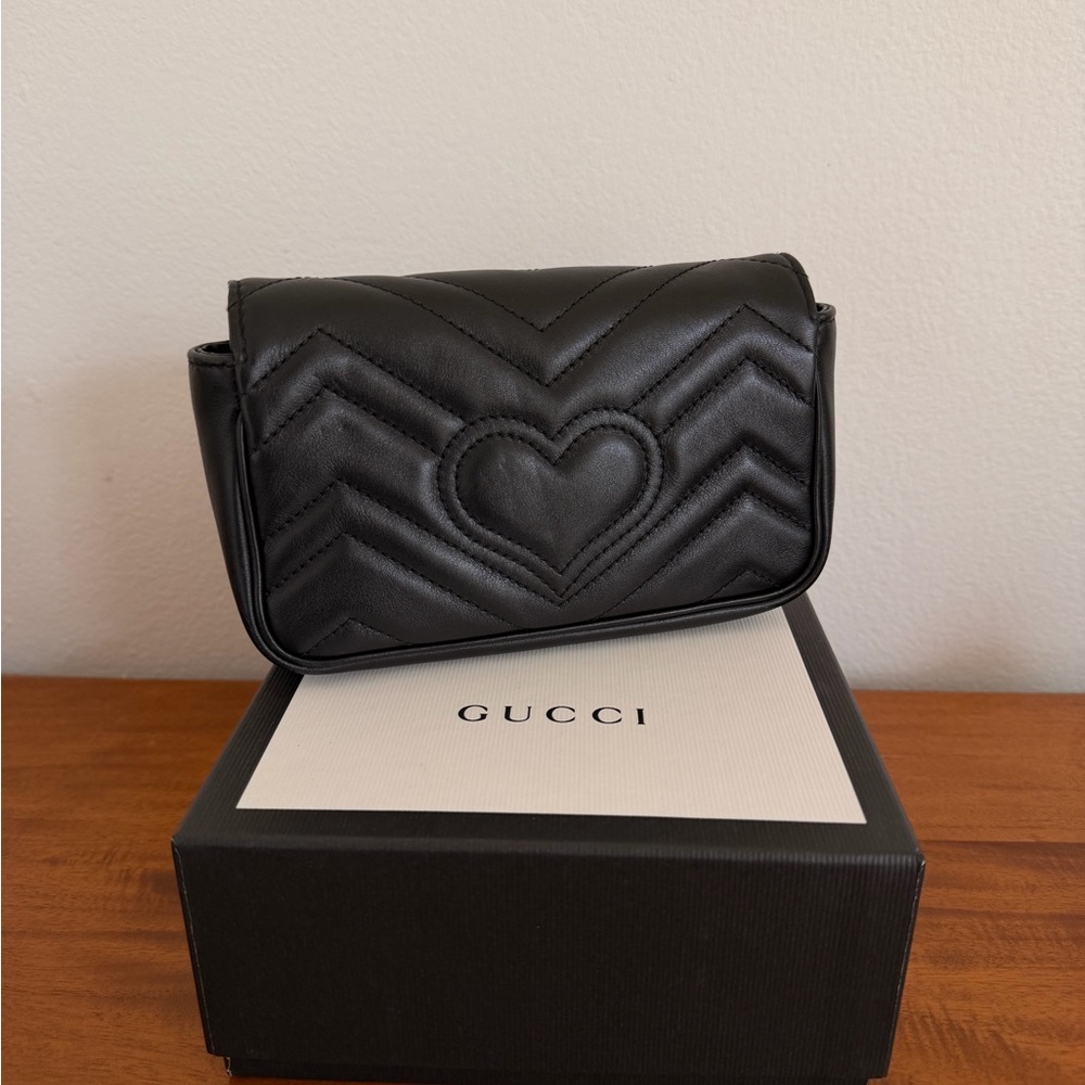 Gucci Black Mini Marmont - Picture 2 of 7
